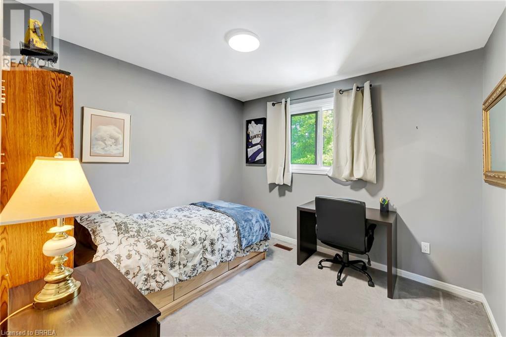 Photo 6 of 307 Erindale Drive, Burlington ON