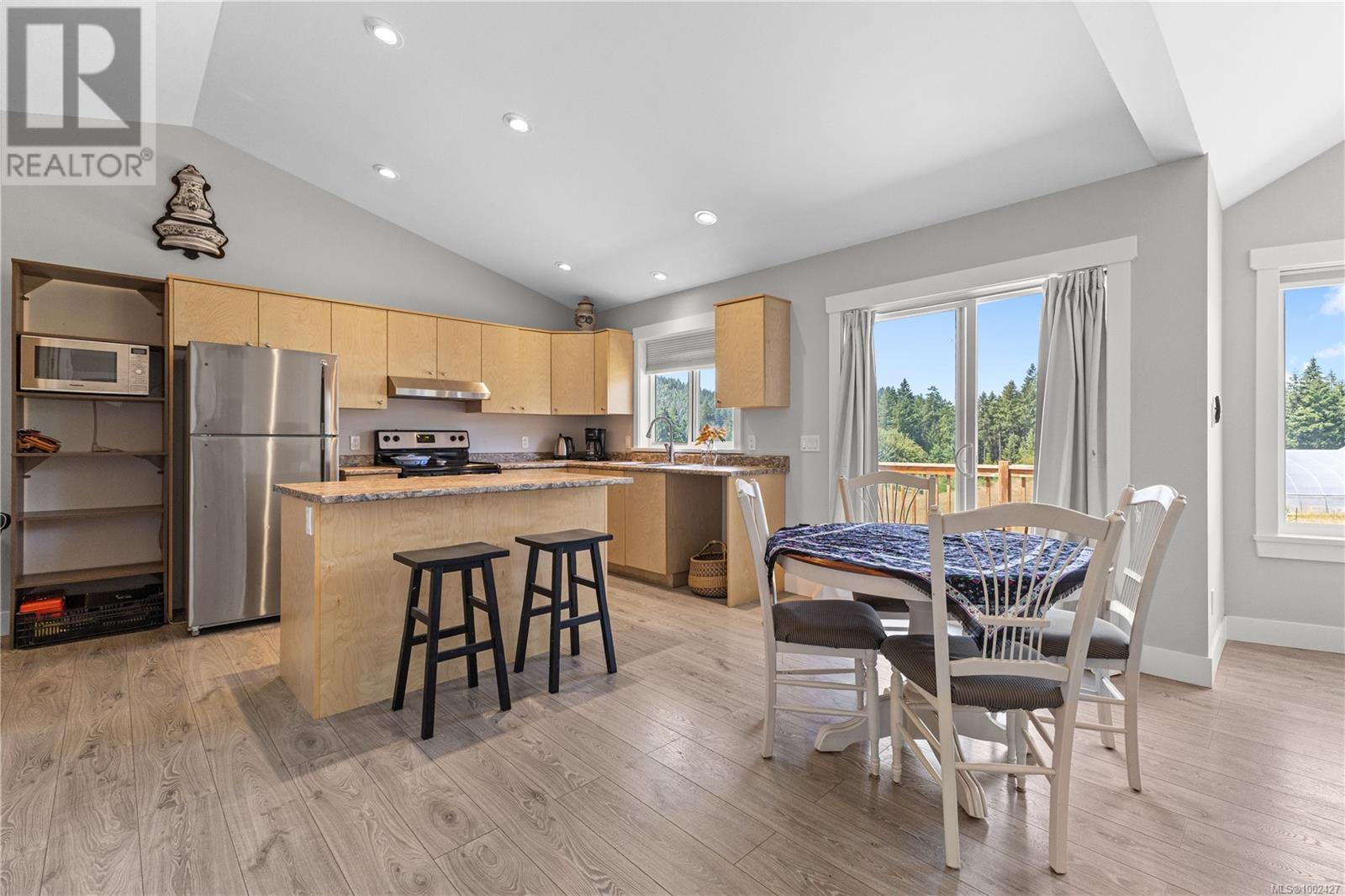 3720 Holland Ave, Cobble Hill