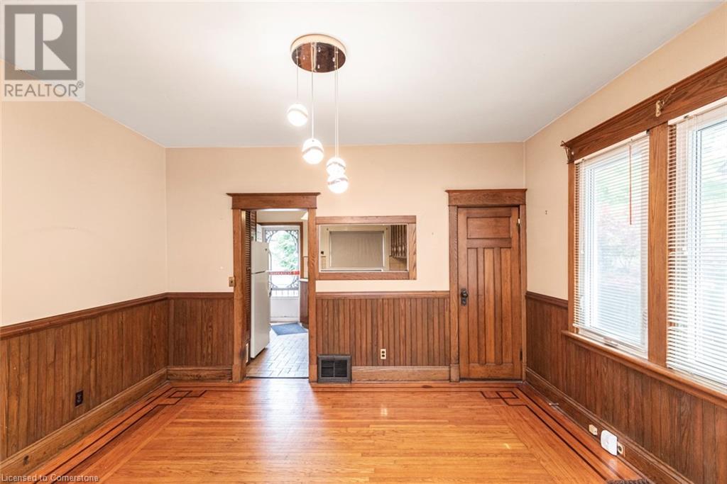 Photo 11 of 11 Grafton Avenue, Hamilton ON