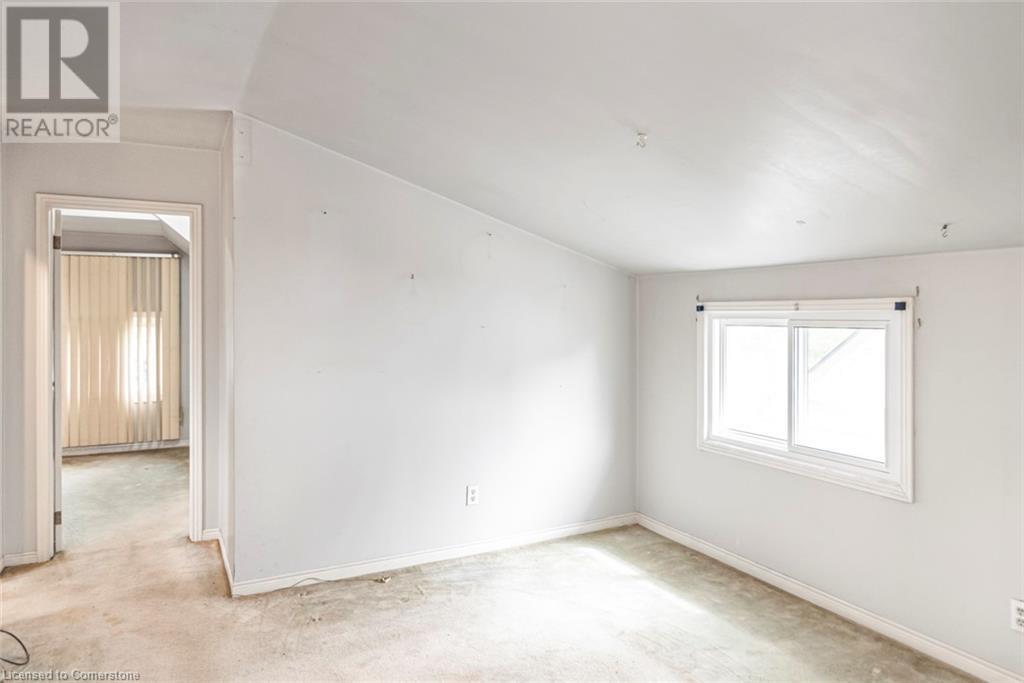 Photo 24 of 11 Grafton Avenue, Hamilton ON