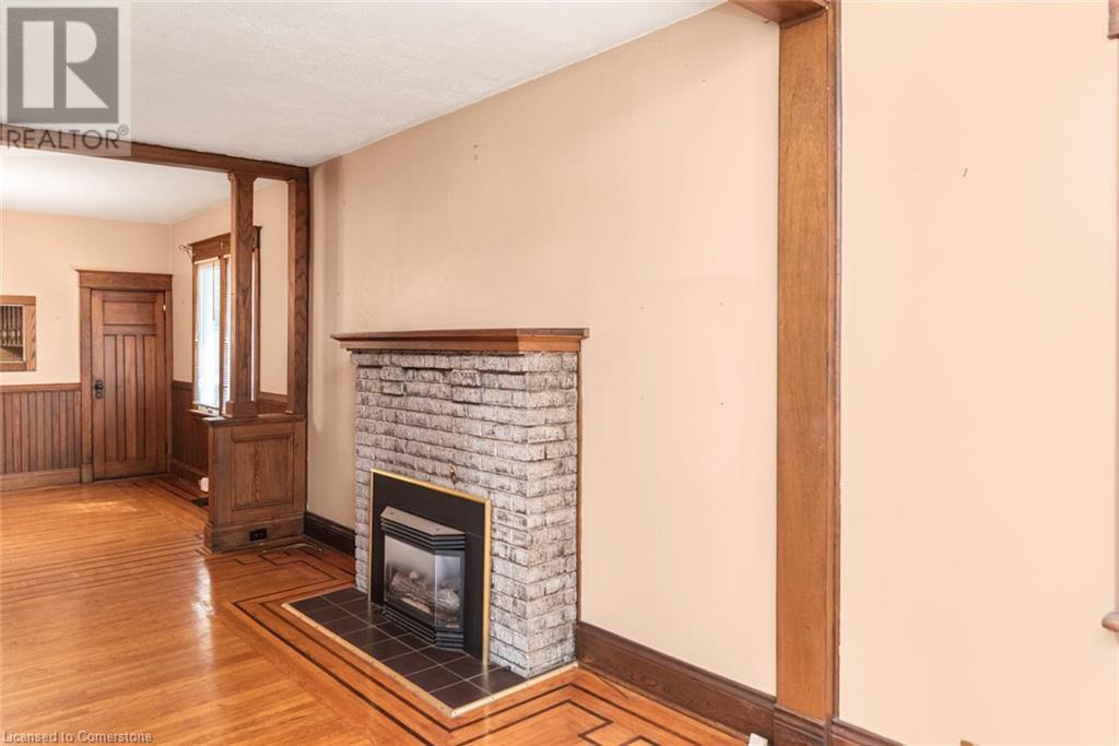 Photo 6 of 11 Grafton Avenue, Hamilton ON