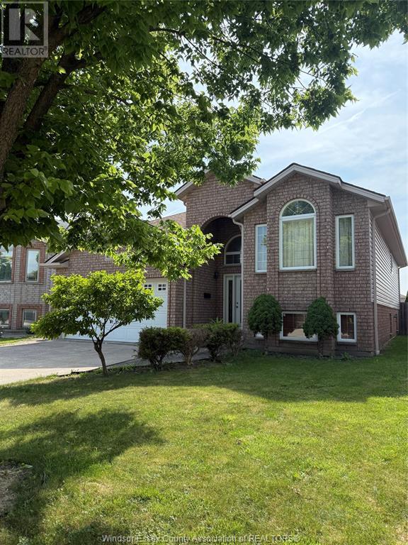 Photo 42 of 4552 Osaka Circle, Windsor ON