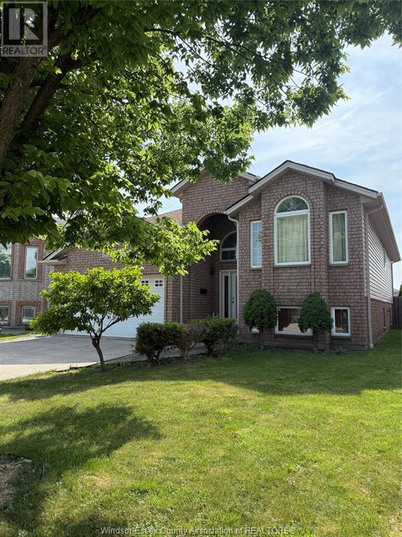 Photo 41 of 4552 Osaka Circle, Windsor ON