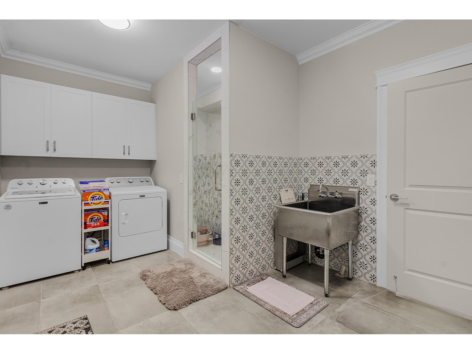 Photo 12 of 26972 60 Avenue, Langley BC
