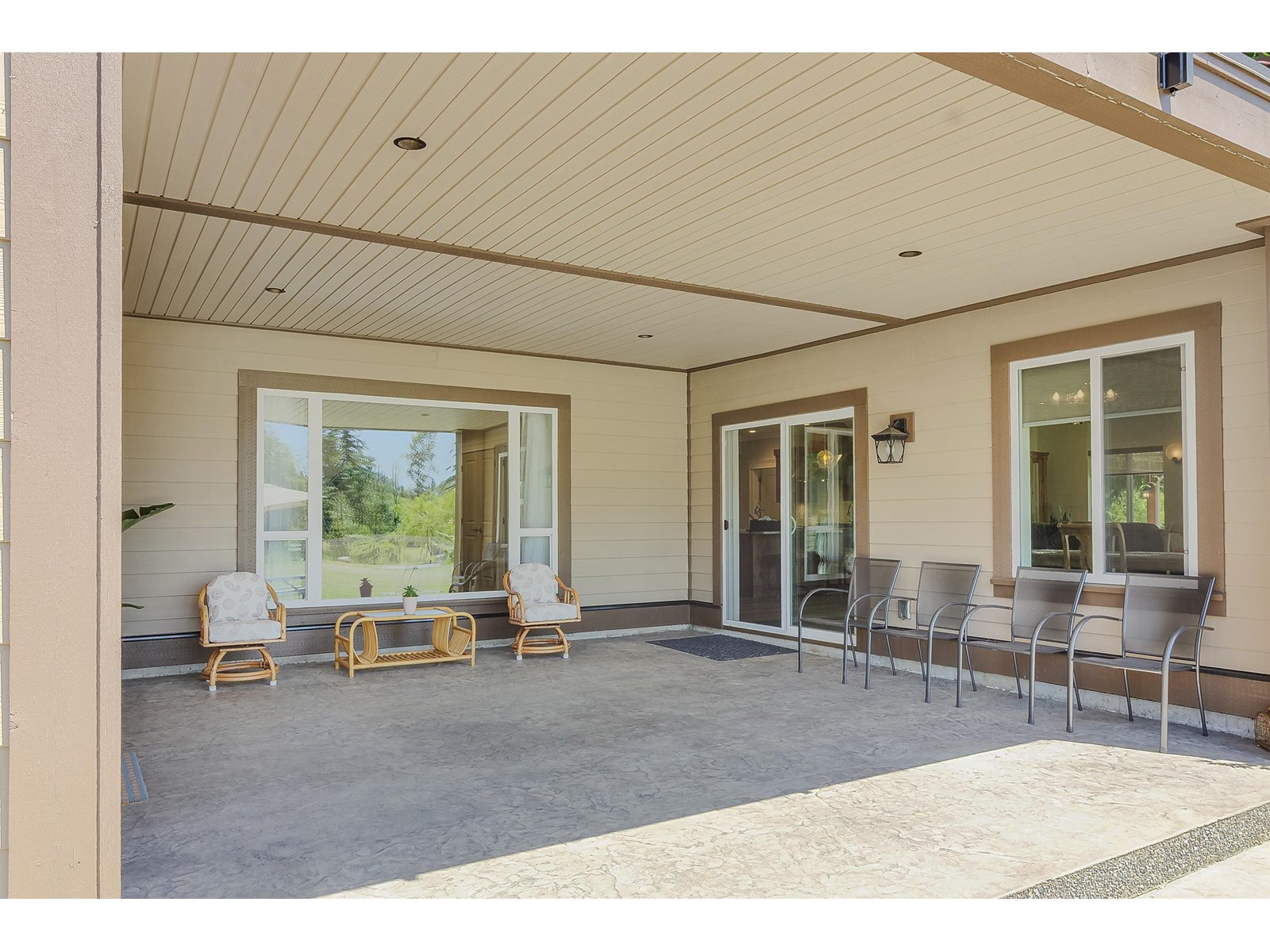 Photo 18 of 26972 60 Avenue, Langley BC