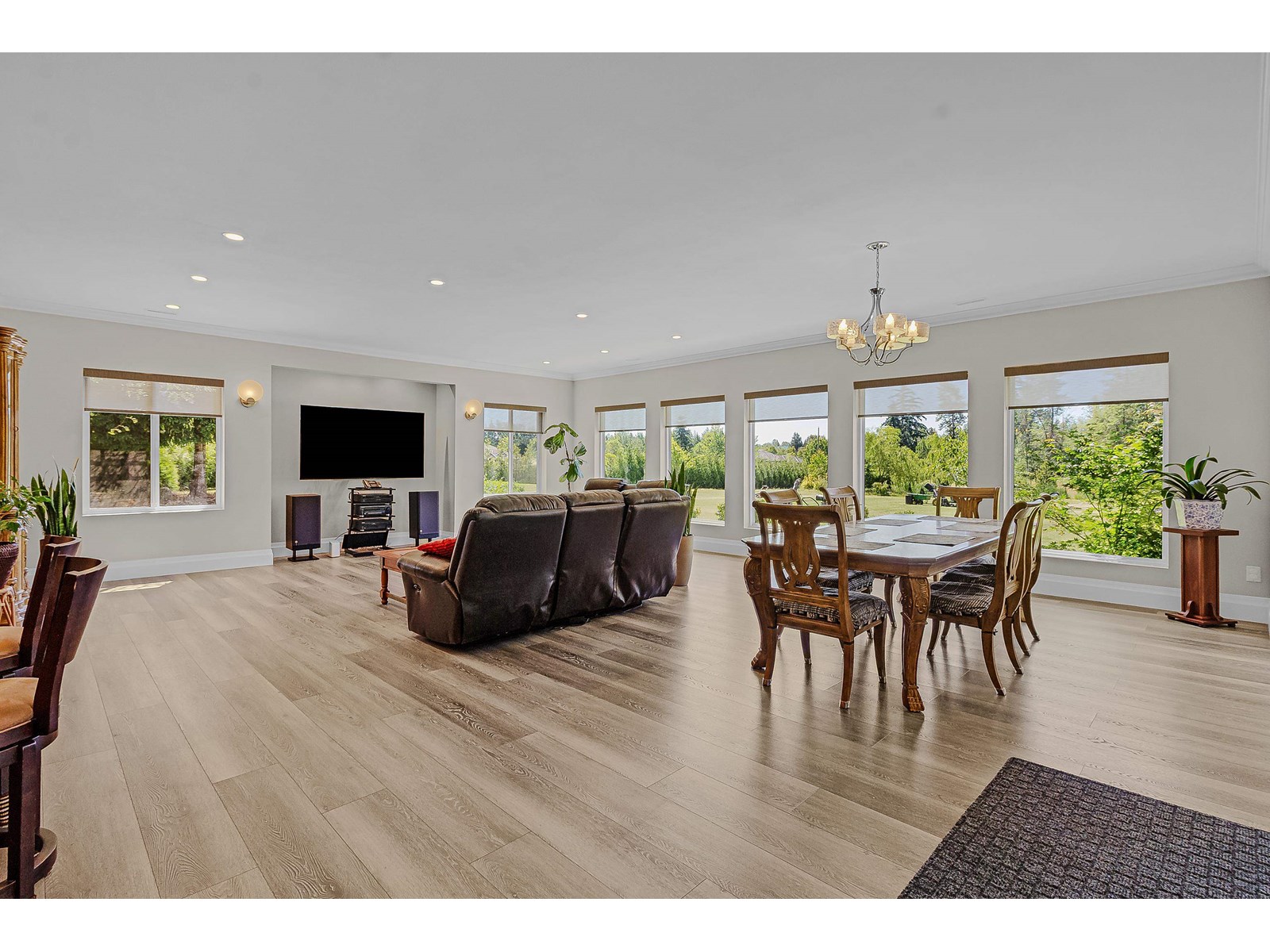 Photo 23 of 26972 60 Avenue, Langley BC