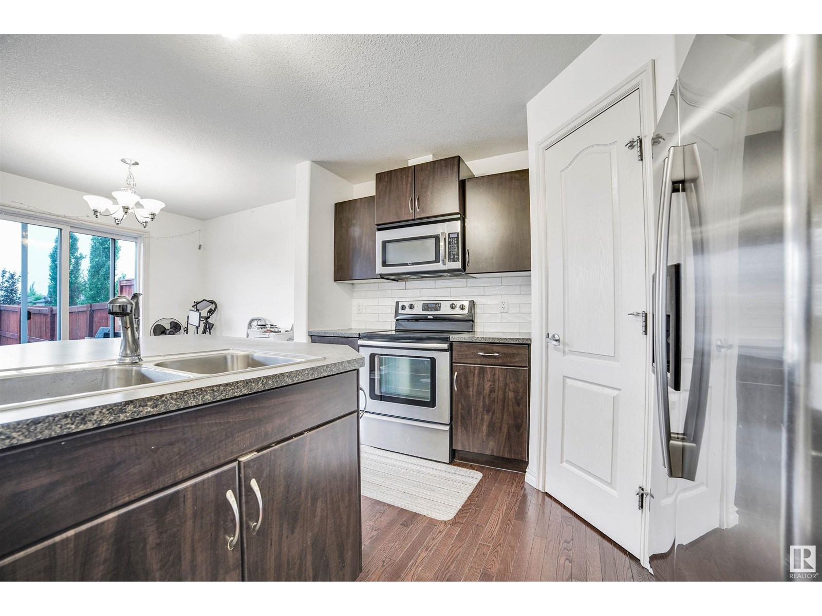 Photo 1 of 3019 22 Av Nw, Edmonton AB