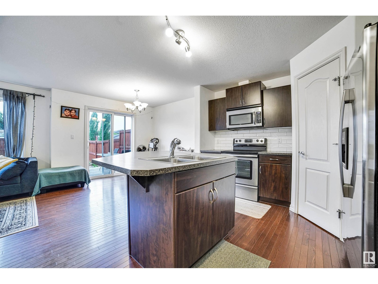 Photo 19 of 3019 22 Av Nw, Edmonton AB