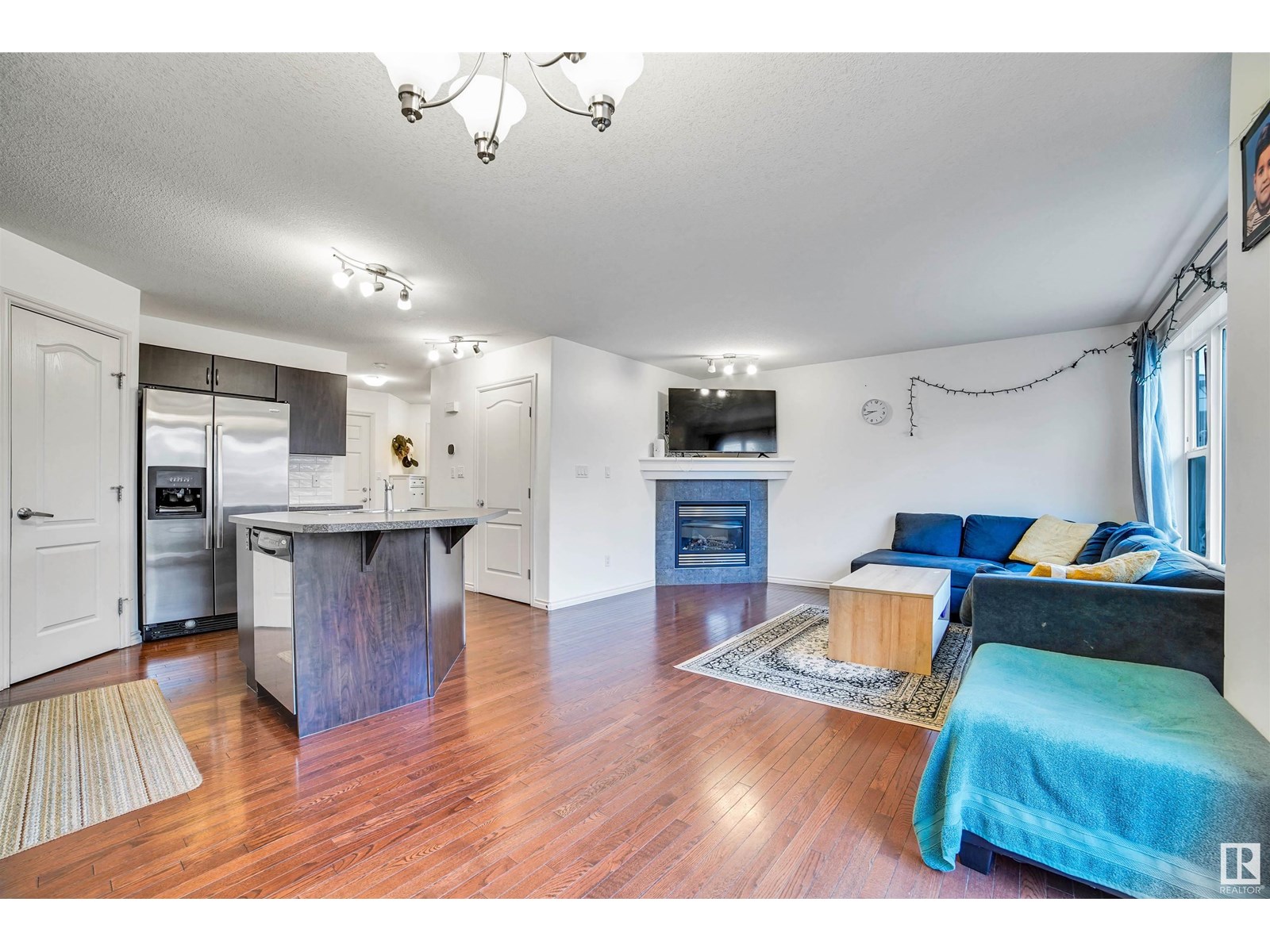 Photo 8 of 3019 22 Av Nw, Edmonton AB