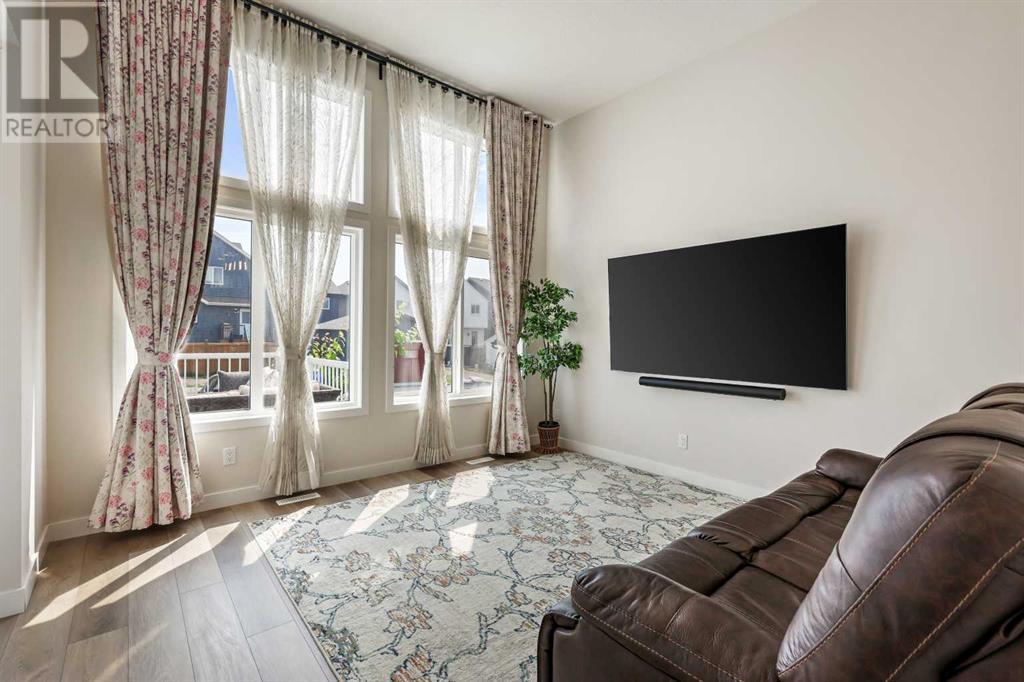 Single Family House for Sale in  Heirloom Crescent SE Rangeview Calgary 