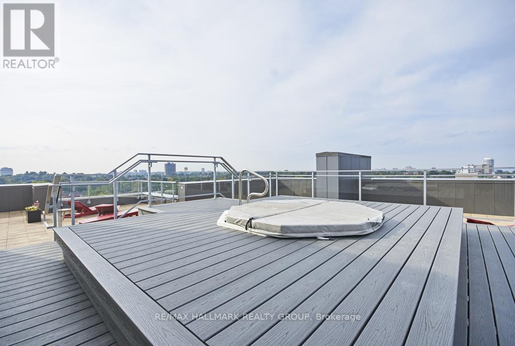 Photo 1 of 804 108 Richmond Road, Ottawa ON