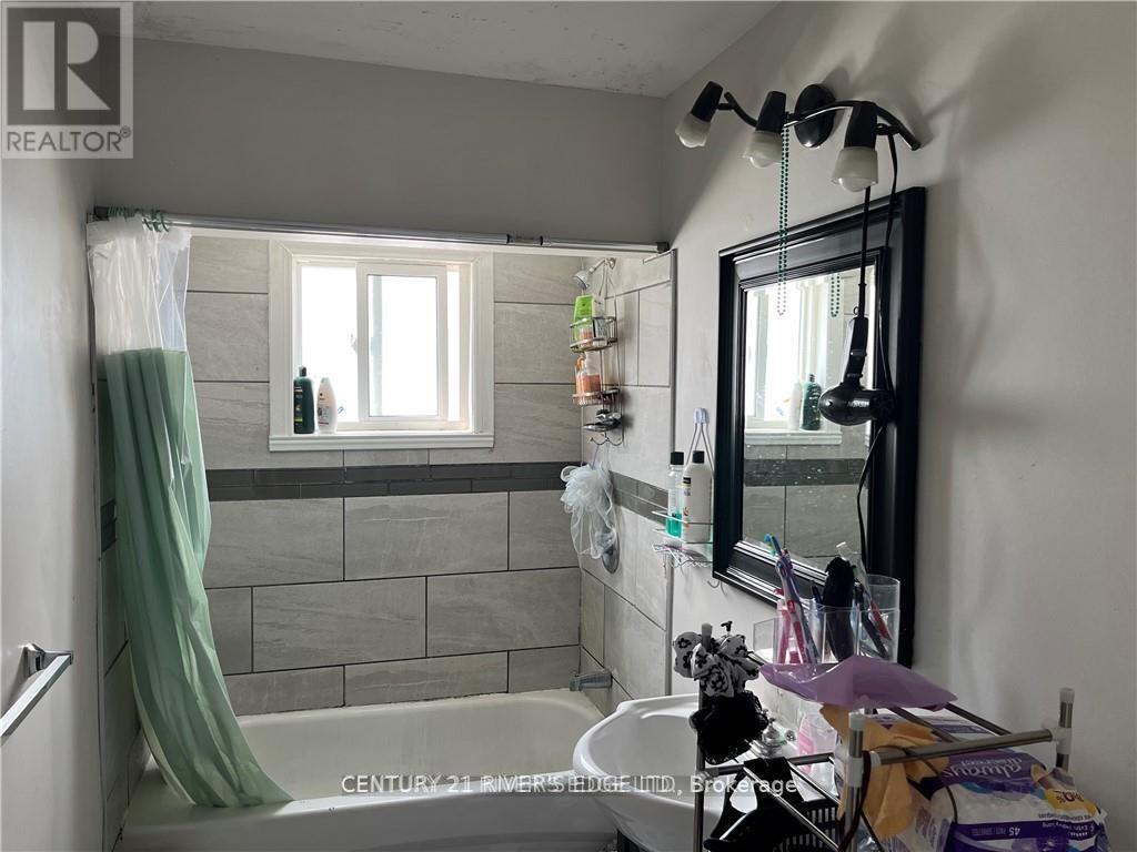 Photo 7 of 620 First Street E, Cornwall ON