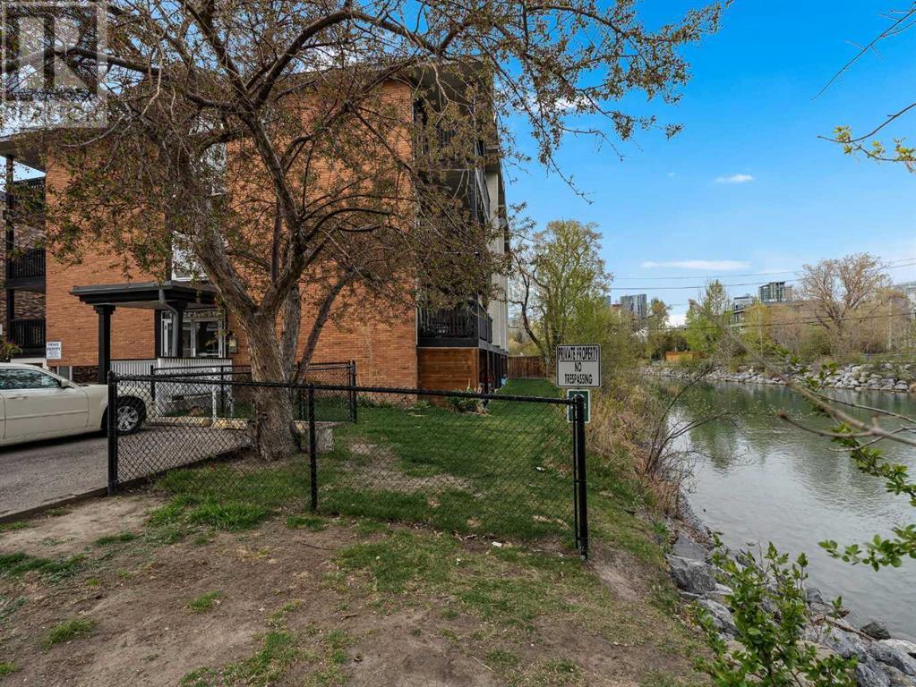 Single Family House for Sale in    Avenue SW Mission Calgary 
