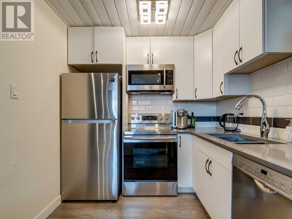 Single Family House for Sale in    Avenue SW Mission Calgary 
