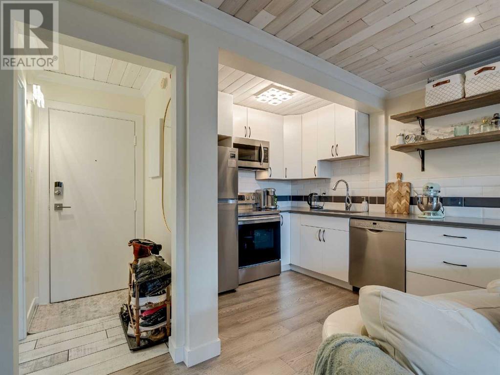 Single Family House for Sale in    Avenue SW Mission Calgary 