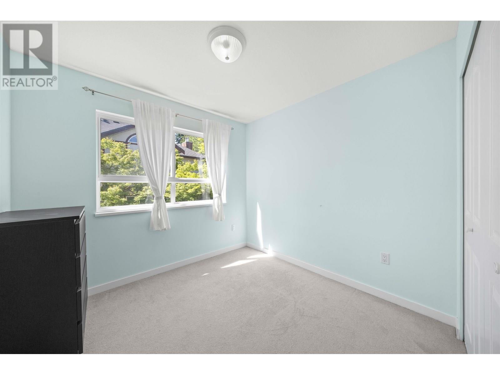 3 4238 BOND STREET, Burnaby