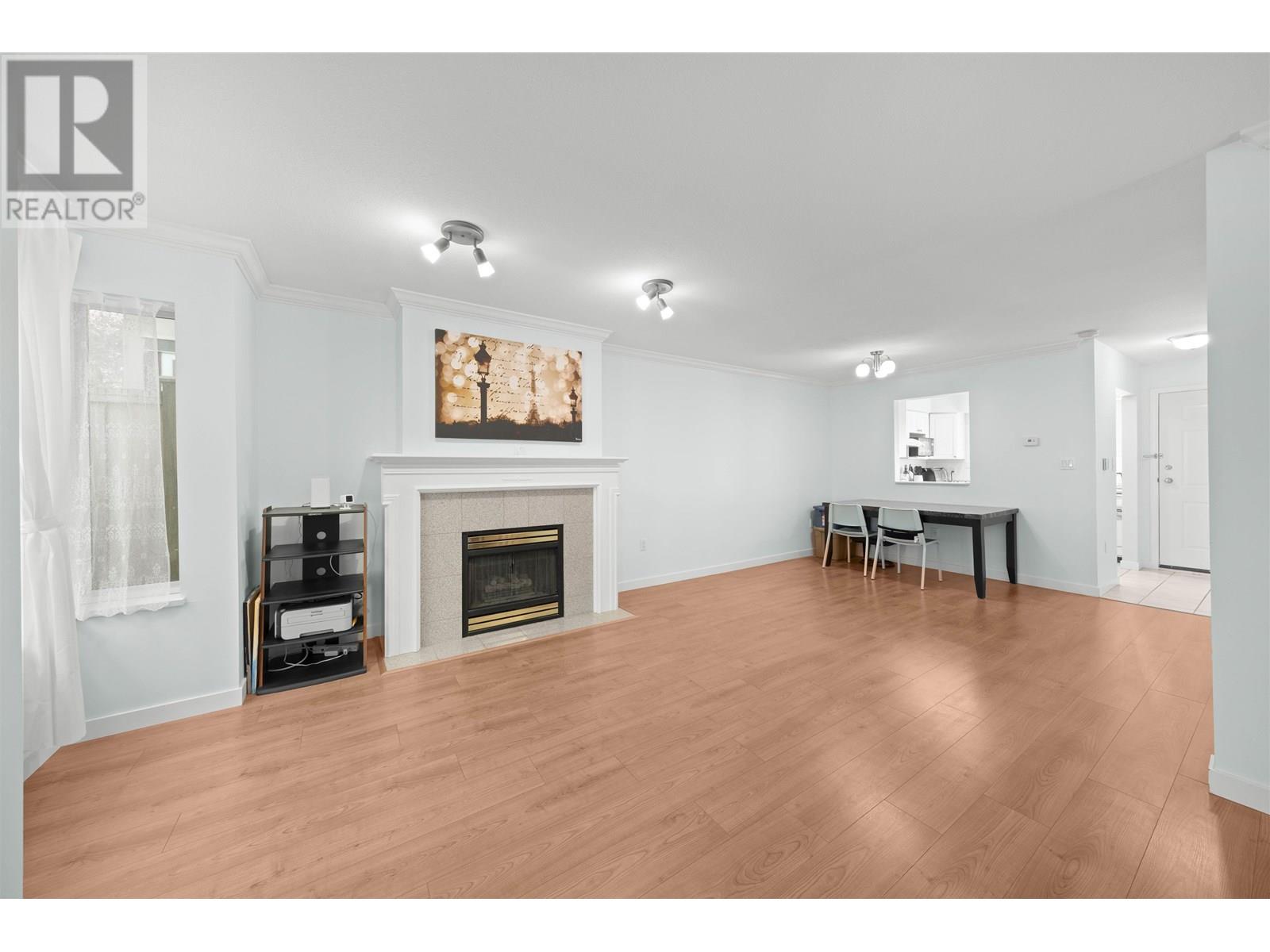 3 4238 BOND STREET, Burnaby