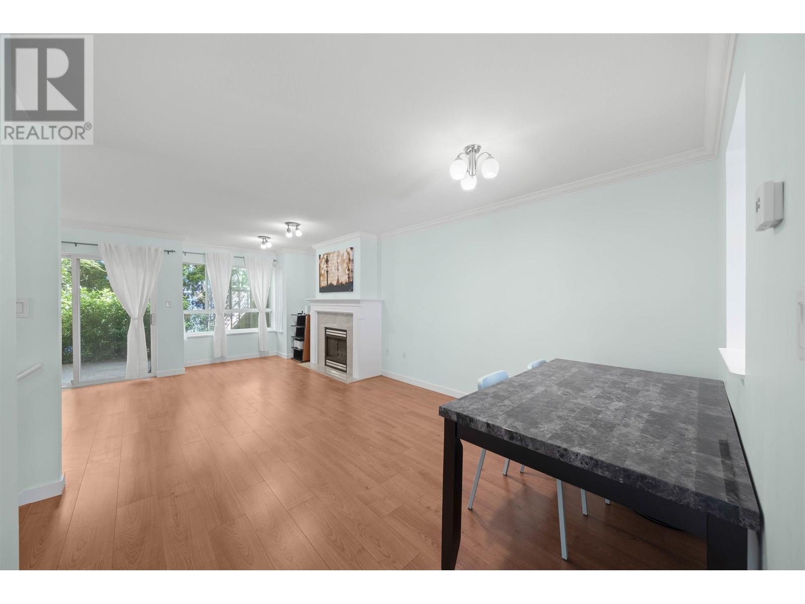 3 4238 BOND STREET, Burnaby