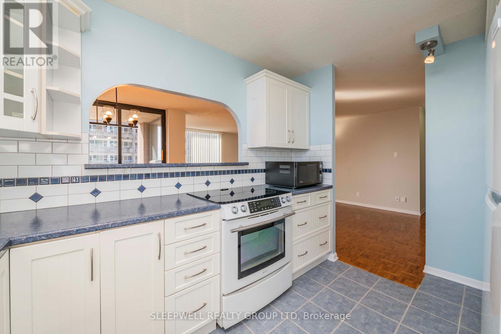 Photo 10 of 704 40 Arthur Street, Ottawa ON