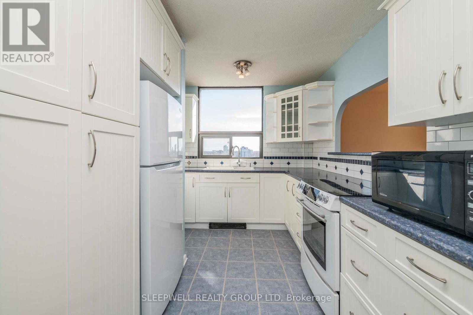 Photo 13 of 704 40 Arthur Street, Ottawa ON