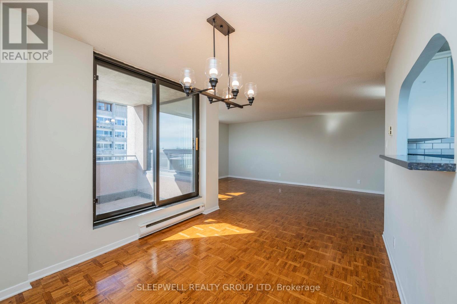 Photo 14 of 704 40 Arthur Street, Ottawa ON