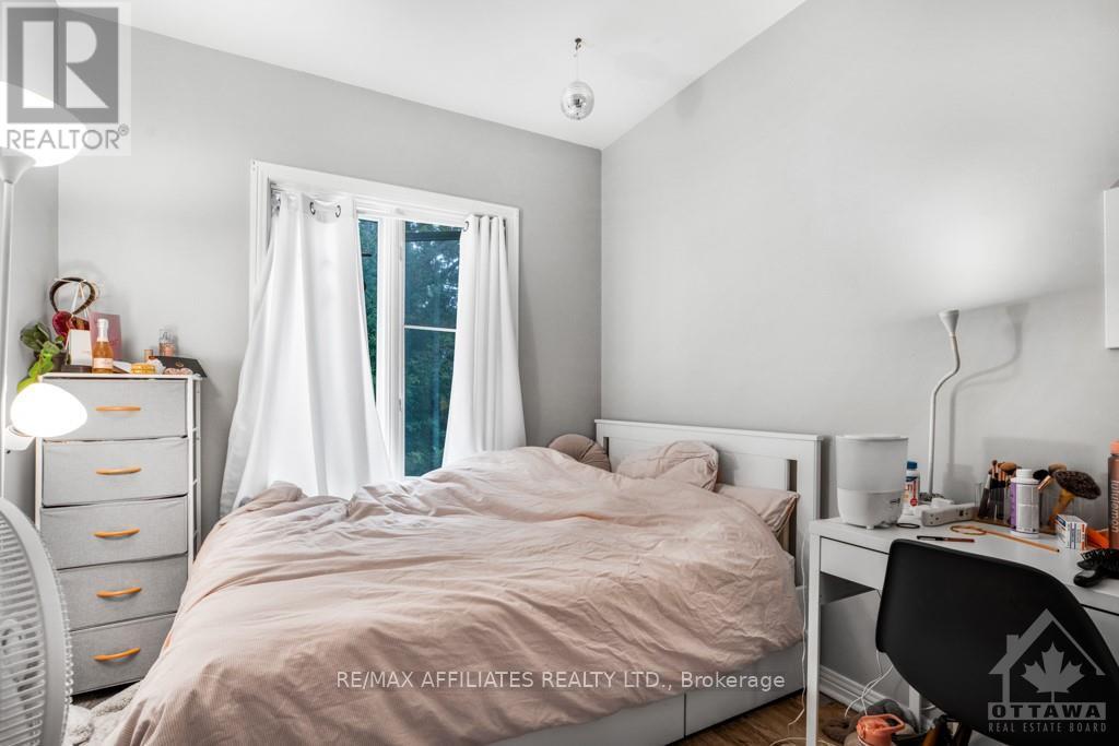 https://ddfcdn.realtor.ca/listing/TS638859261182570000/reb76/highres/7/x12231887_11.jpg