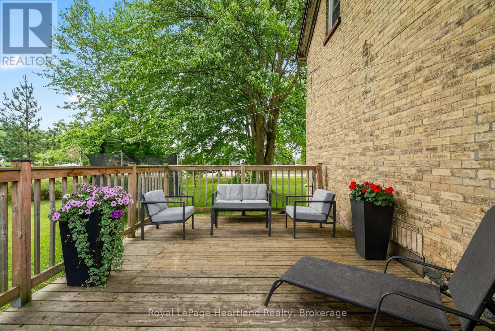 Photo 3 of 33 Allan Street, Minto ON