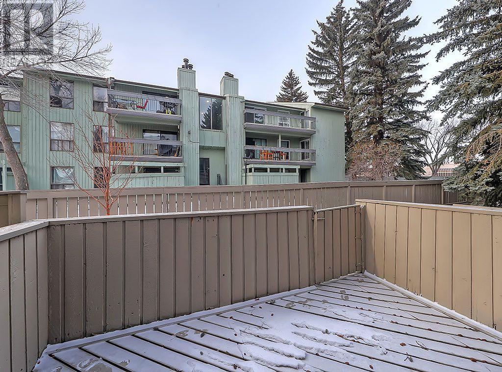 Single Family House for Sale in    Street SW Braeside Calgary 