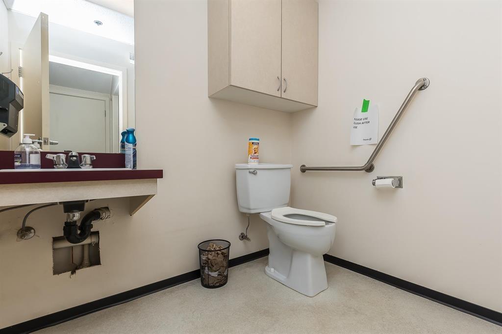 Photo 9 of 7 2345 Windsor Street, Abbotsford BC