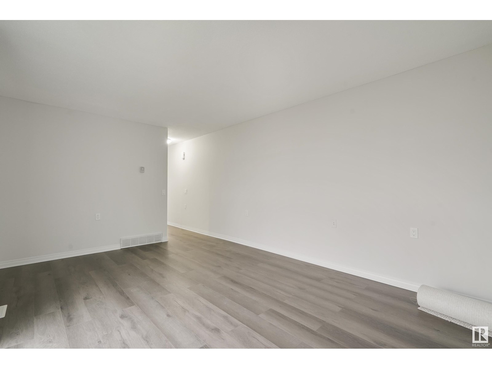 17751 95 ST NW - Image 12