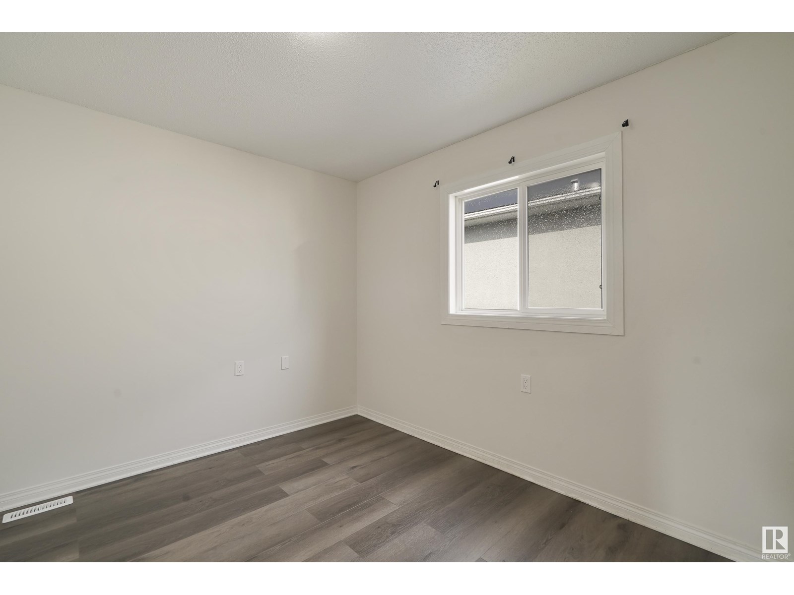 17751 95 ST NW - Image 15