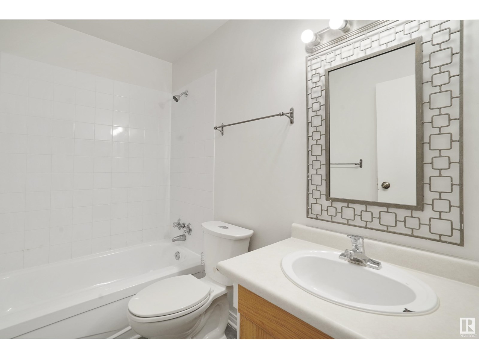 17751 95 ST NW - Image 24