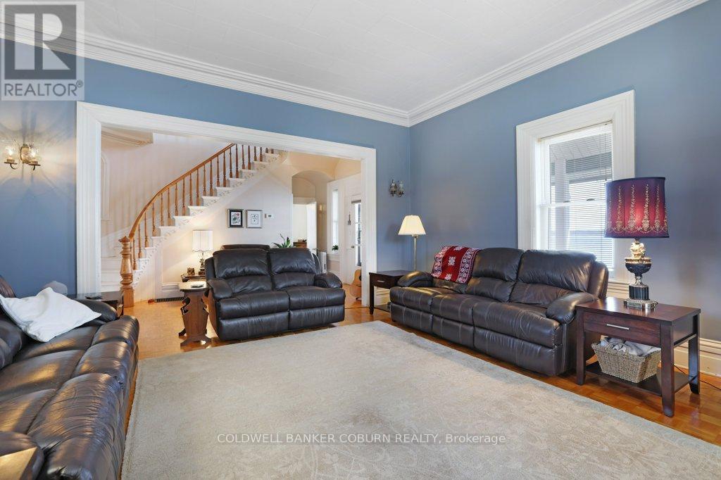 Photo 12 of 81 Lakeshore Drive, South Dundas ON