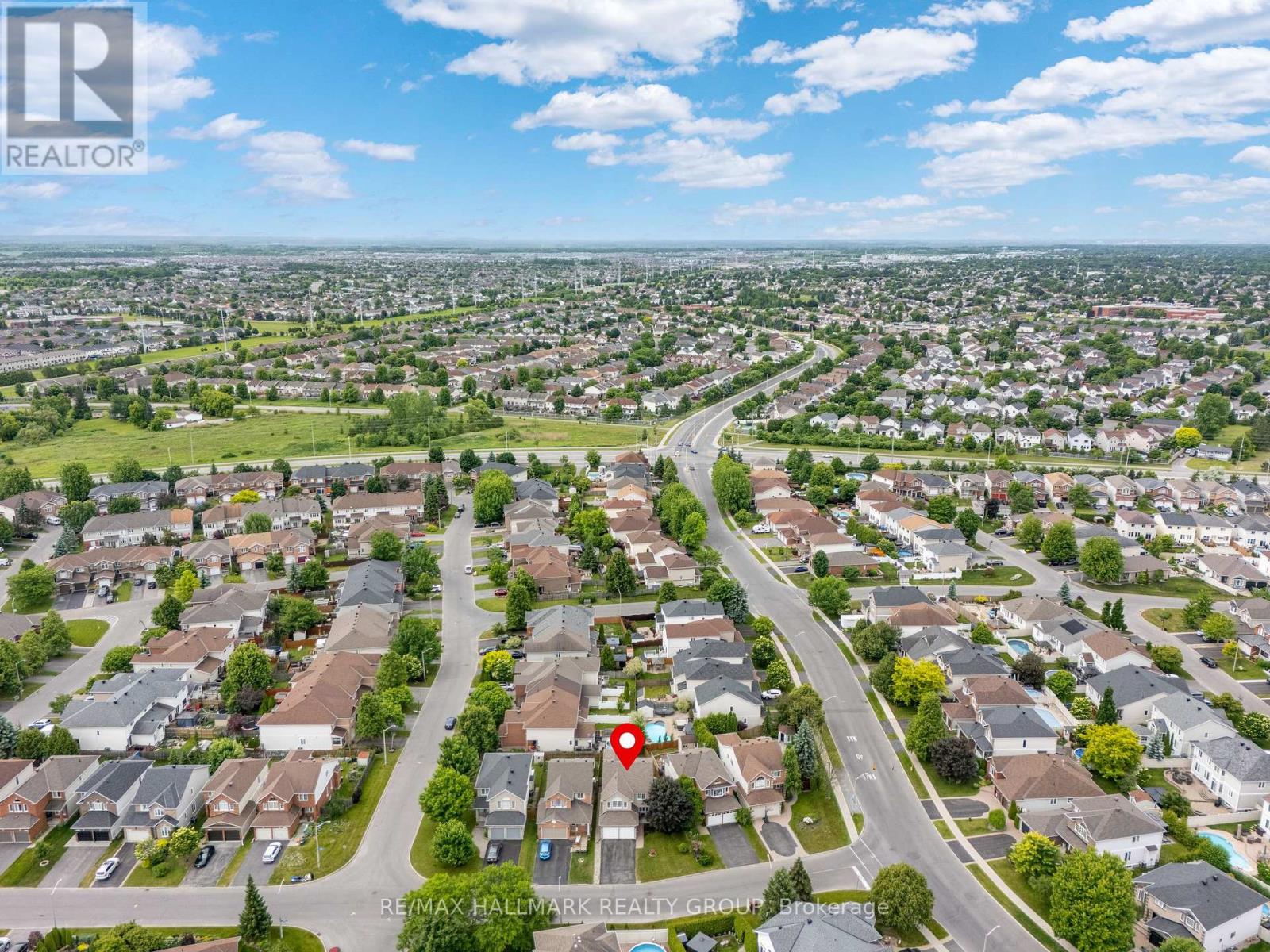Photo 2 of 1924 Lobelia Way, Ottawa ON