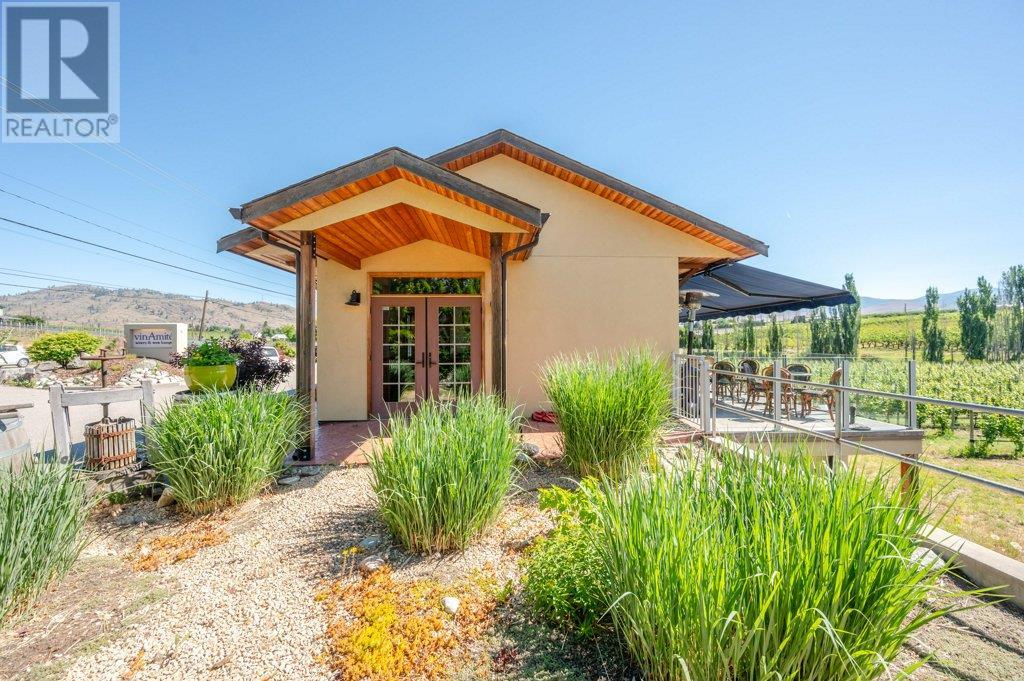  5381 97 Highway, Oliver