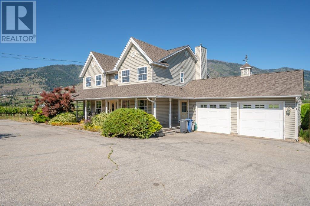  5381 97 Highway, Oliver