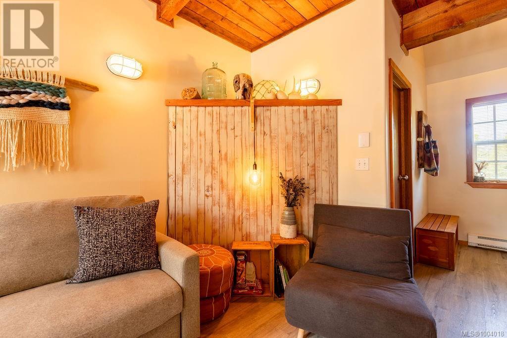 14 1002 Peninsula Rd, Ucluelet