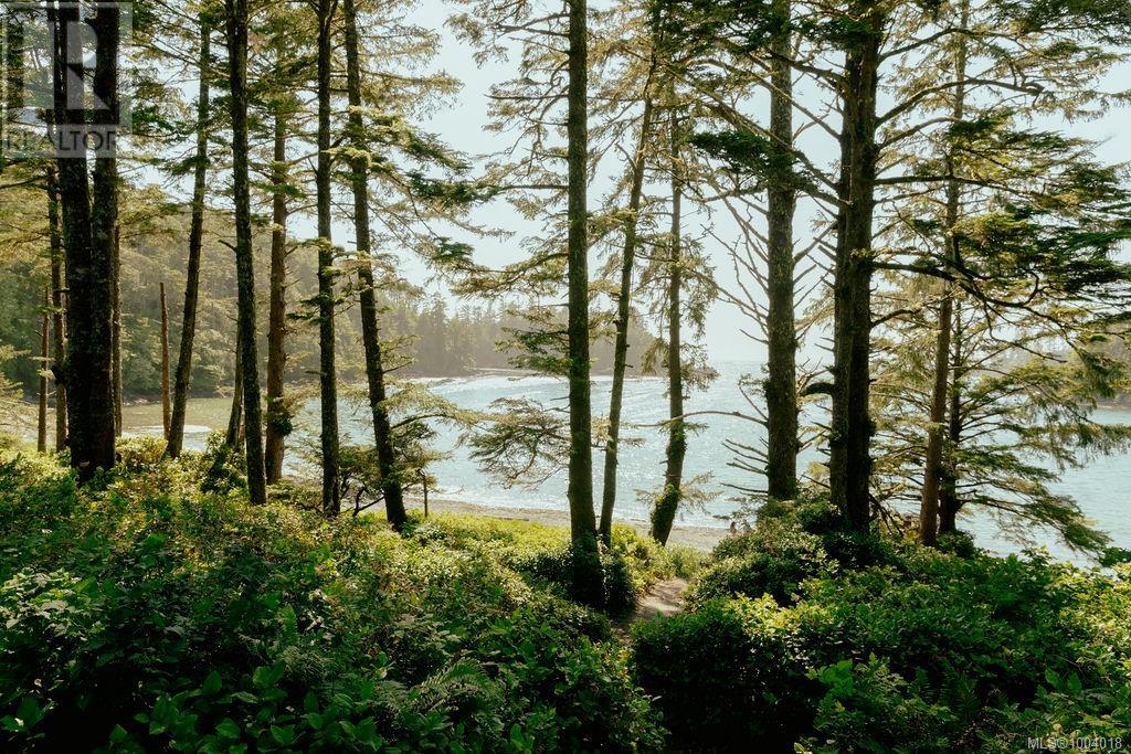 14 1002 Peninsula Rd, Ucluelet
