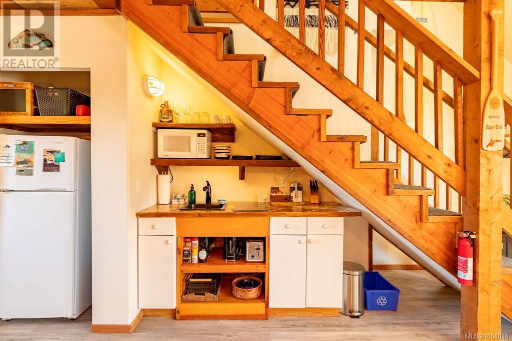 14 1002 Peninsula Rd, Ucluelet