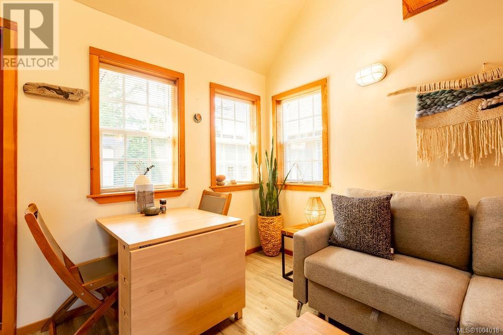 14 1002 Peninsula Rd, Ucluelet