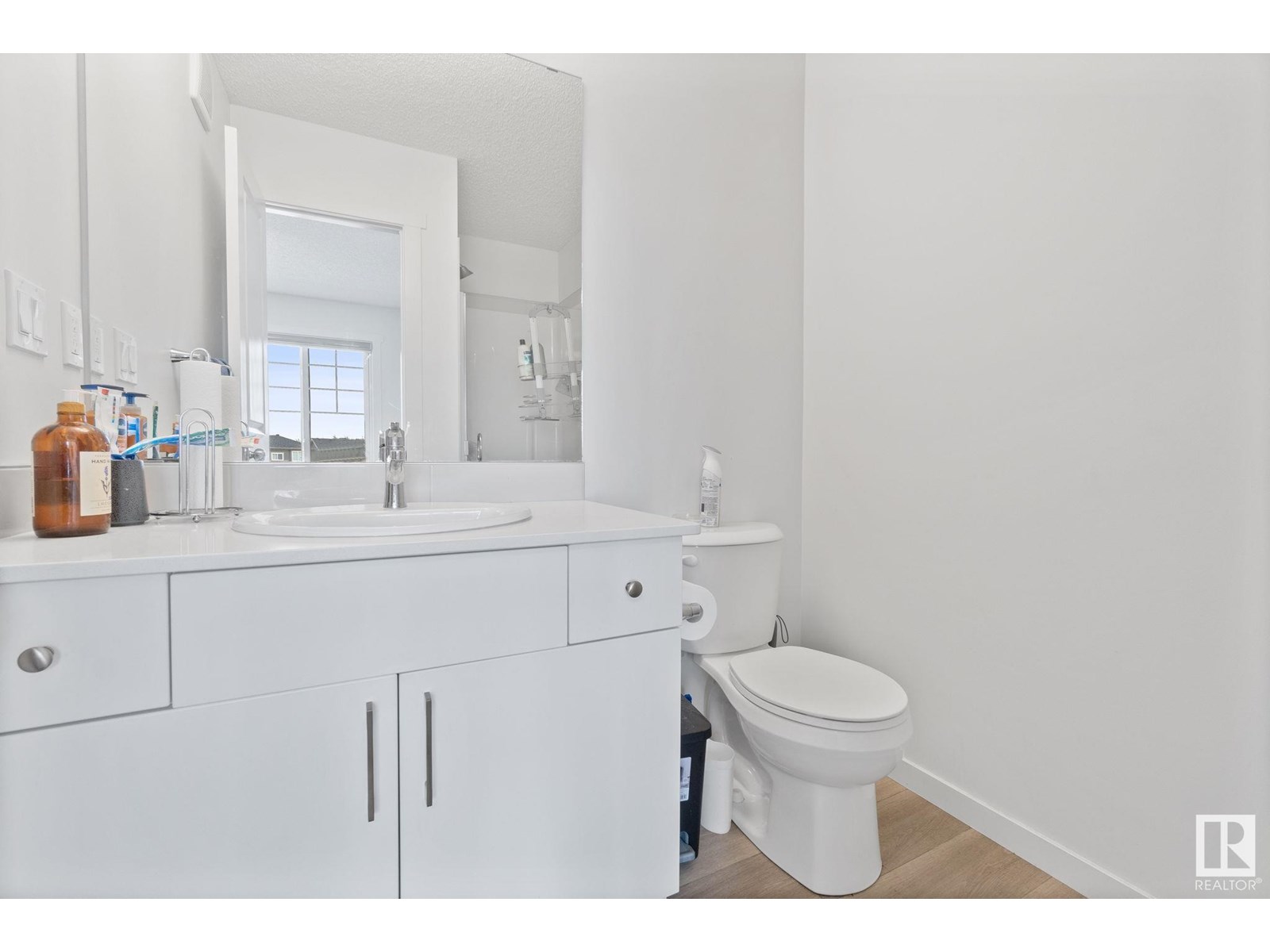 Photo 16 of 22727 84 Av Nw, Edmonton AB