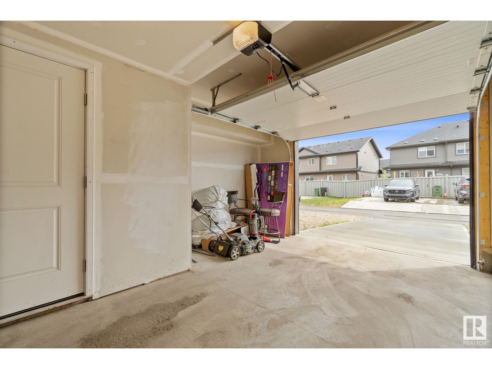Photo 27 of 22727 84 Av Nw, Edmonton AB