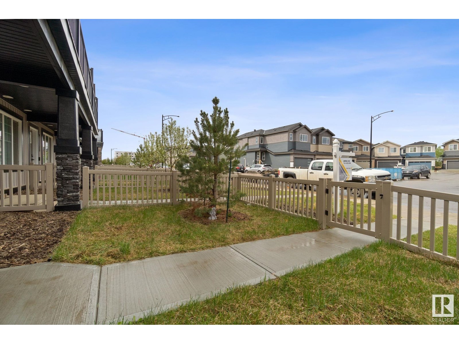Photo 29 of 22727 84 Av Nw, Edmonton AB