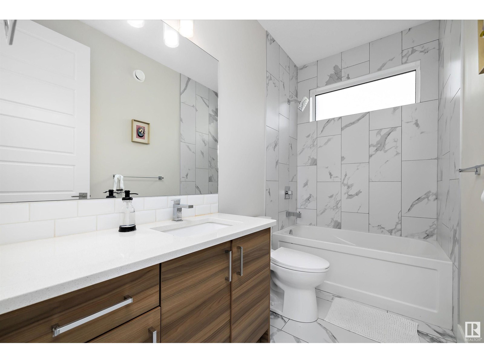 Photo 27 of 10917 79 Av Nw, Edmonton AB