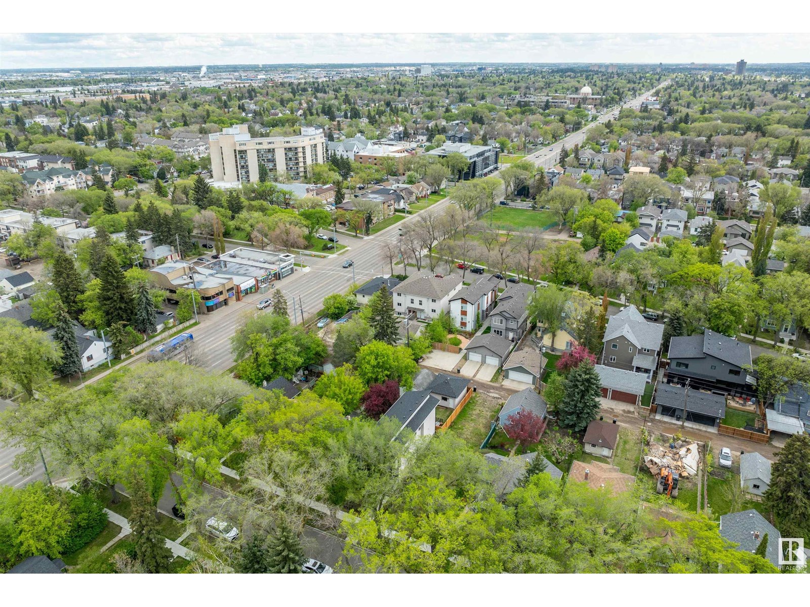 Photo 50 of 10917 79 Av Nw, Edmonton AB