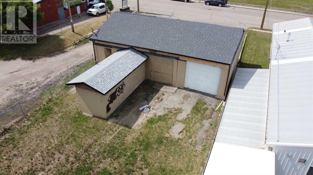 Photo 28 of 5120 49th Avenue, Innisfail AB