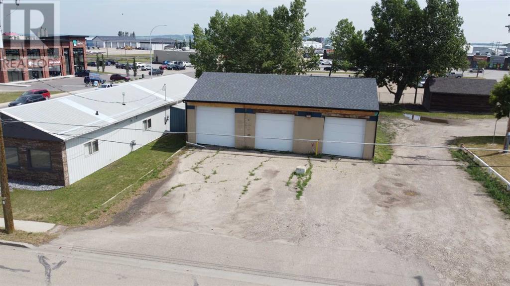Photo 19 of 5120 49th Avenue, Innisfail AB