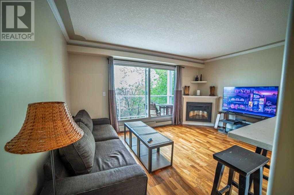 Single Family House for Sale in    Street NE Renfrew Calgary 