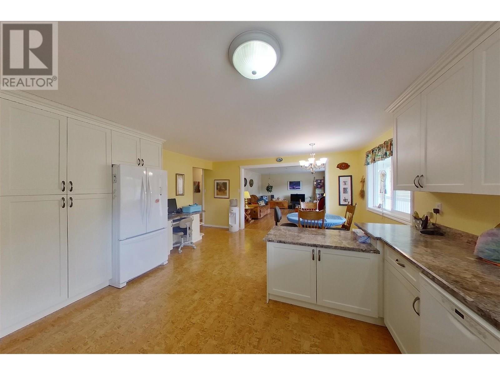  2720 Salmon River Road, Salmon Arm