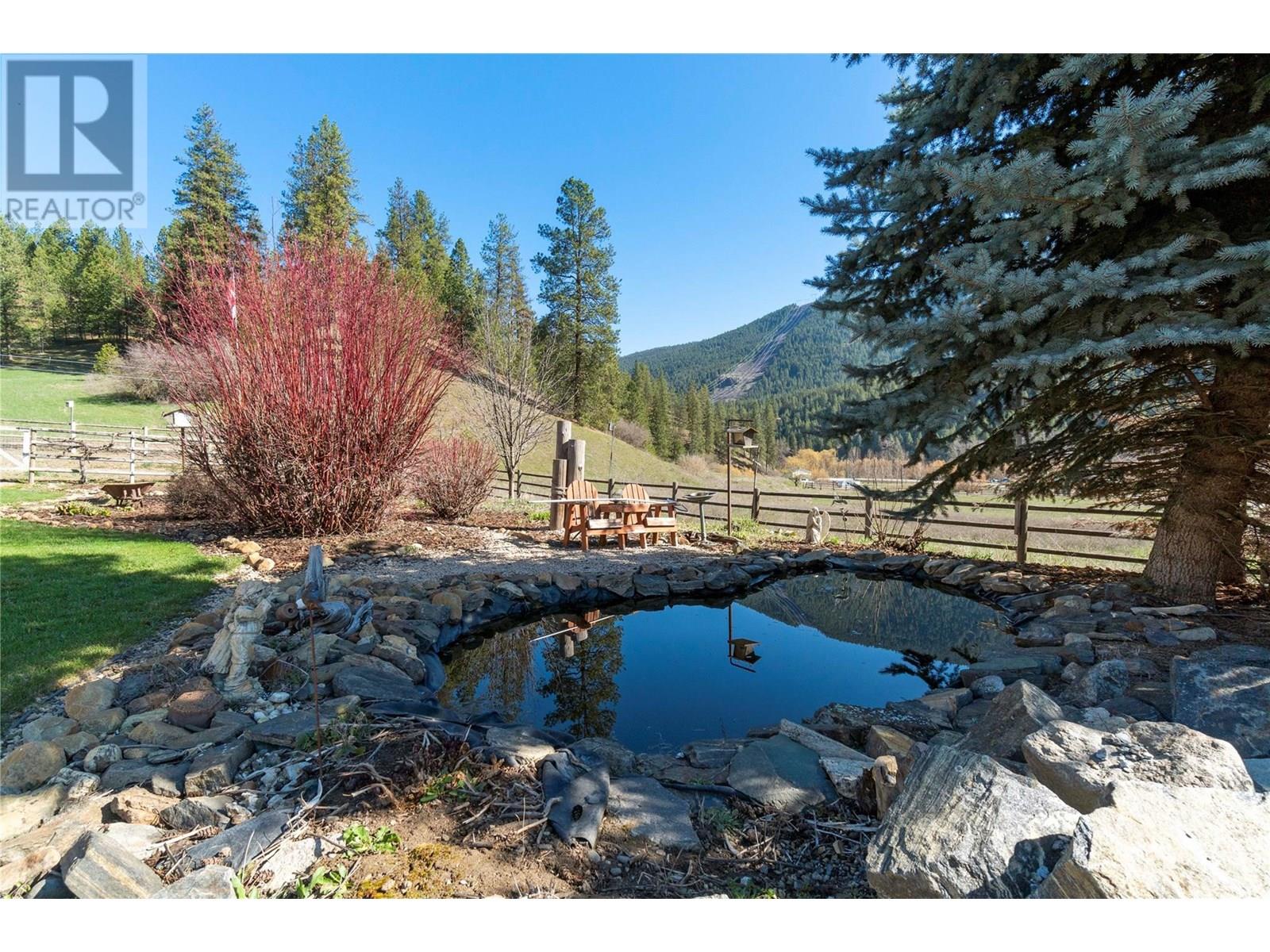  2720 Salmon River Road, Salmon Arm